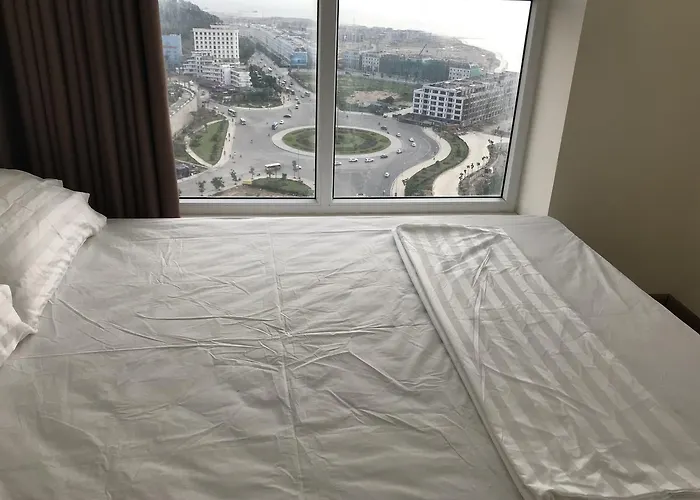 Apartment Biet Thu Nghi Duong Sun Grand City Feria Ha Long Bay *